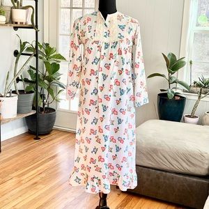 Vintage Cottage Floral Lacy Nightgown